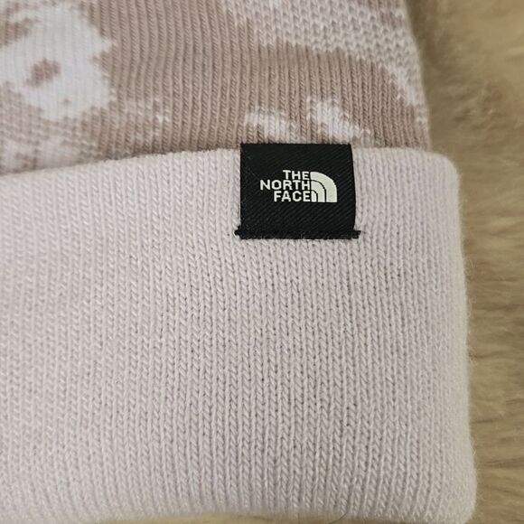THE NORTH FACE SKI TUKE CUFFED BEANIE, UNISEX, LAVENDER AND DUSTY ROSE - NEW - Picture 4 of 7